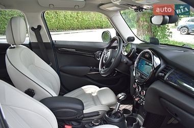 Хэтчбек MINI Cooper 2018 в Киеве фото Хэтчбек MINI Cooper 2018 в Киеве