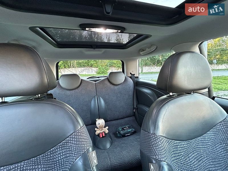 Хэтчбек MINI Cooper 2004 в Киеве