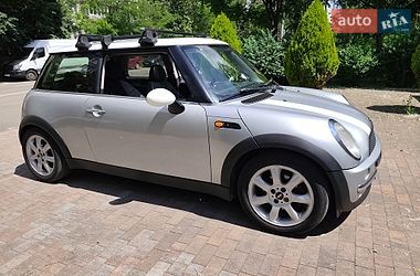 Хэтчбек MINI Cooper 2002 в Киеве