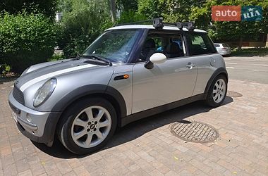 Хэтчбек MINI Cooper 2002 в Киеве