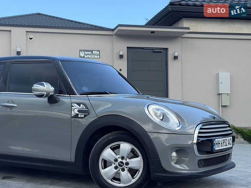 Хэтчбек MINI Cooper 2015 в Одессе