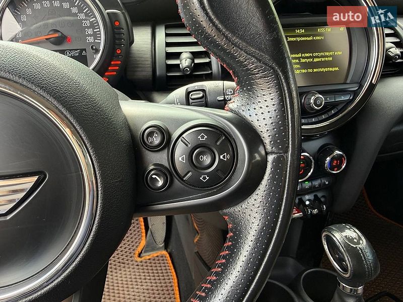 Хетчбек MINI Cooper 2016 в Дніпрі