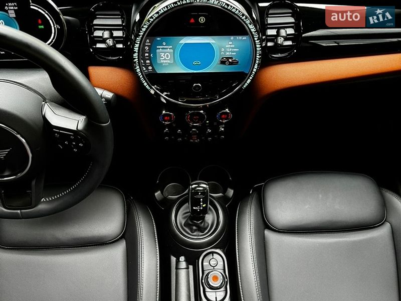 Хэтчбек MINI Cooper 2022 в Киеве фото 16 Хэтчбек MINI Cooper 2022 в Киеве