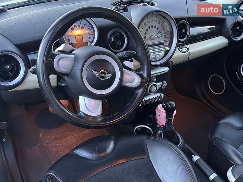 Хетчбек MINI Cooper 2007 в Києві