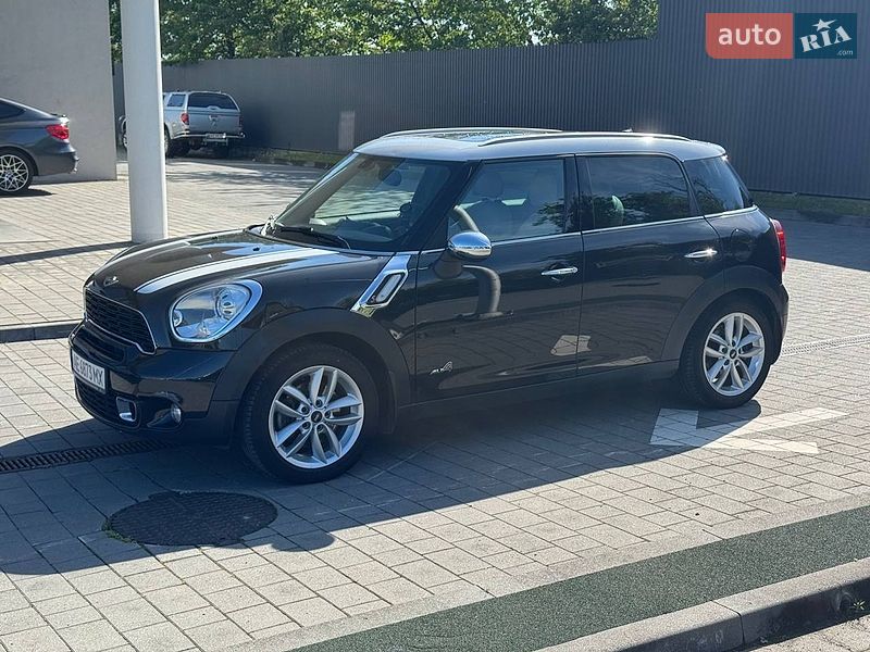 Хэтчбек MINI Cooper 2011 в Ивано-Франковске