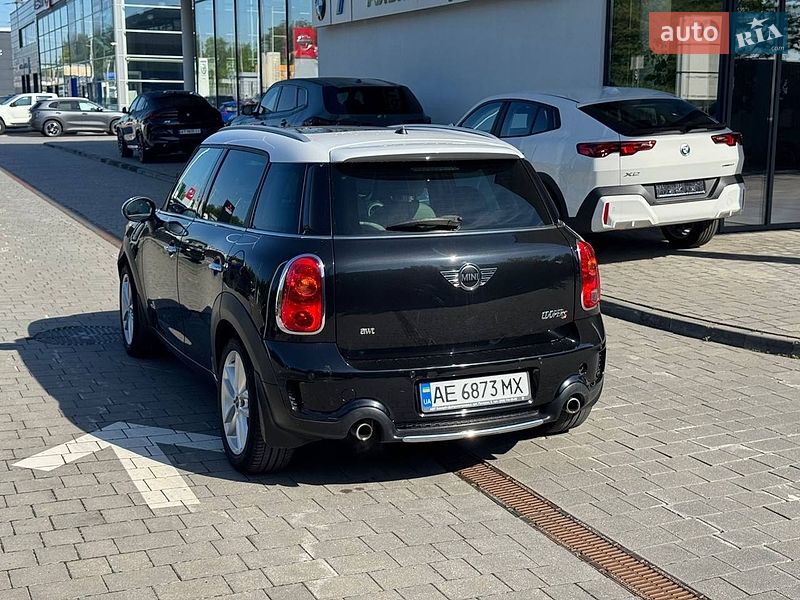 Хэтчбек MINI Cooper 2011 в Ивано-Франковске