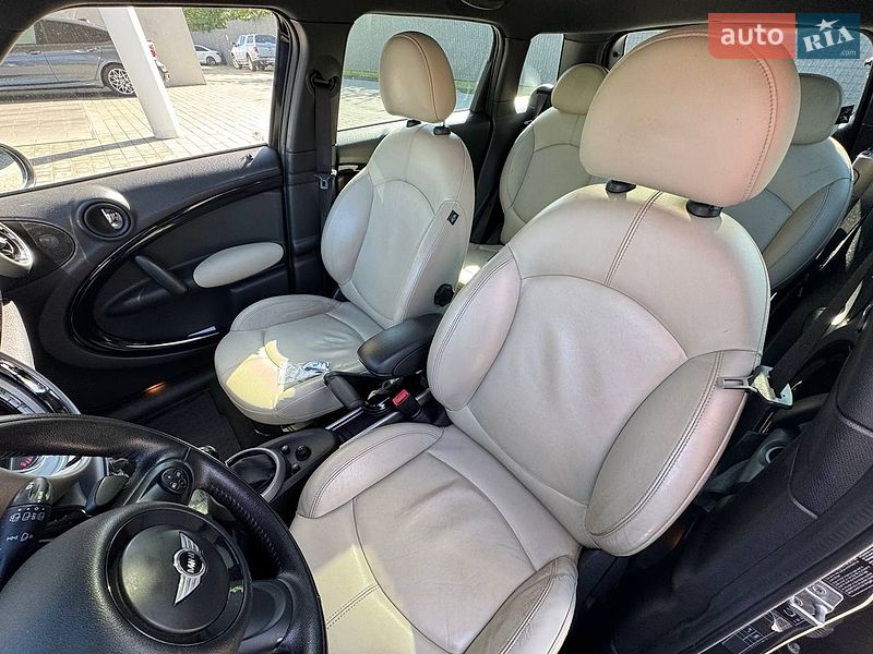 Хэтчбек MINI Cooper 2011 в Ивано-Франковске