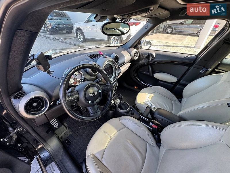 Хэтчбек MINI Cooper 2011 в Ивано-Франковске