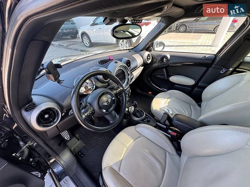 Хэтчбек MINI Cooper 2011 в Ивано-Франковске