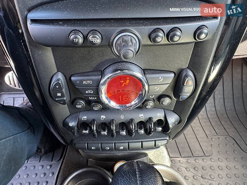 Хэтчбек MINI Cooper 2011 в Ивано-Франковске