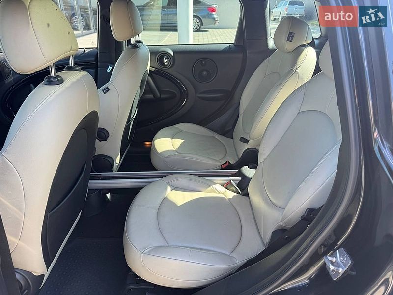 Хэтчбек MINI Cooper 2011 в Ивано-Франковске