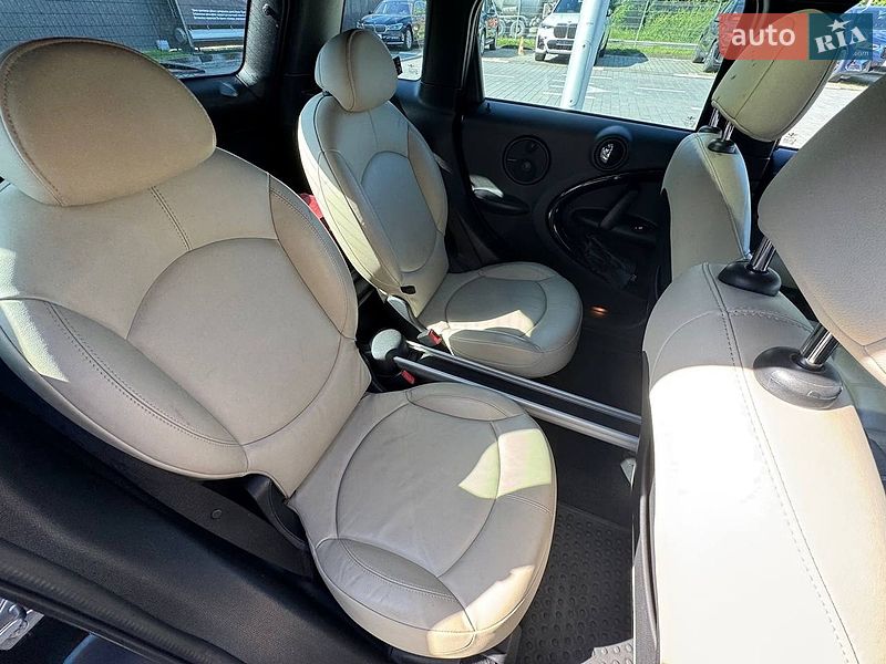 Хэтчбек MINI Cooper 2011 в Ивано-Франковске