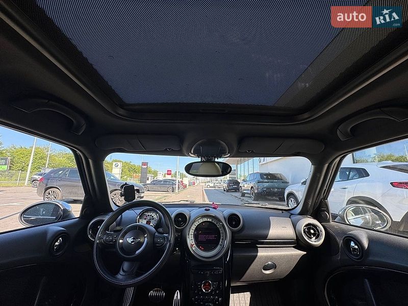 Хэтчбек MINI Cooper 2011 в Ивано-Франковске