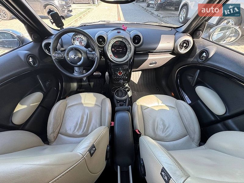 Хэтчбек MINI Cooper 2011 в Ивано-Франковске