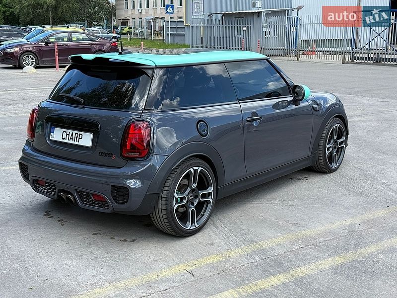 Хэтчбек MINI Cooper 2015 в Вышгороде