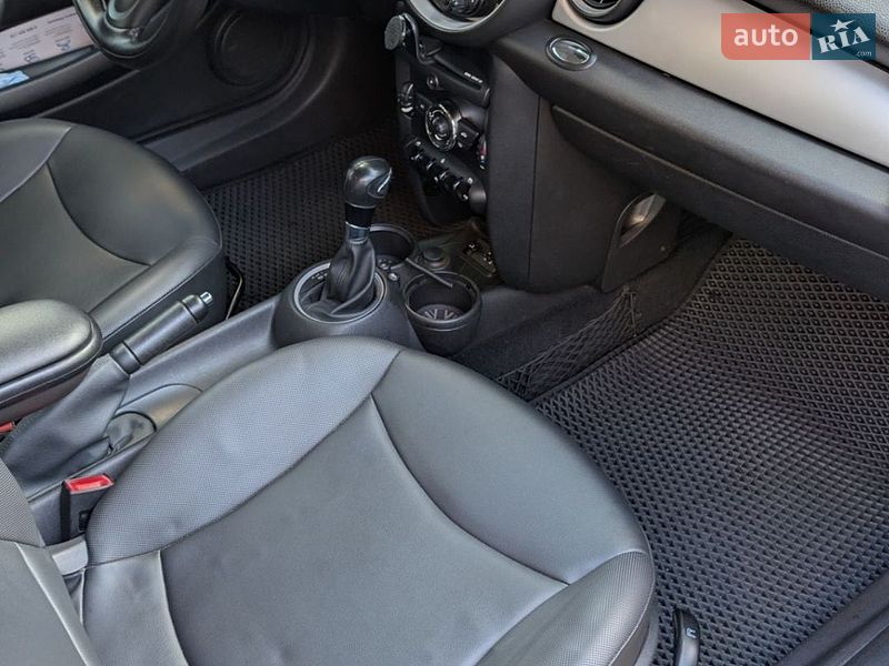Хетчбек MINI Cooper 2013 в Києві фото 13 Хетчбек MINI Cooper 2013 в Києві