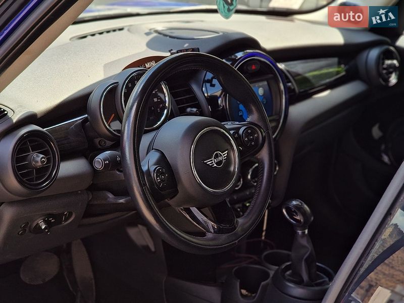 Хэтчбек MINI Cooper 2018 в Одессе