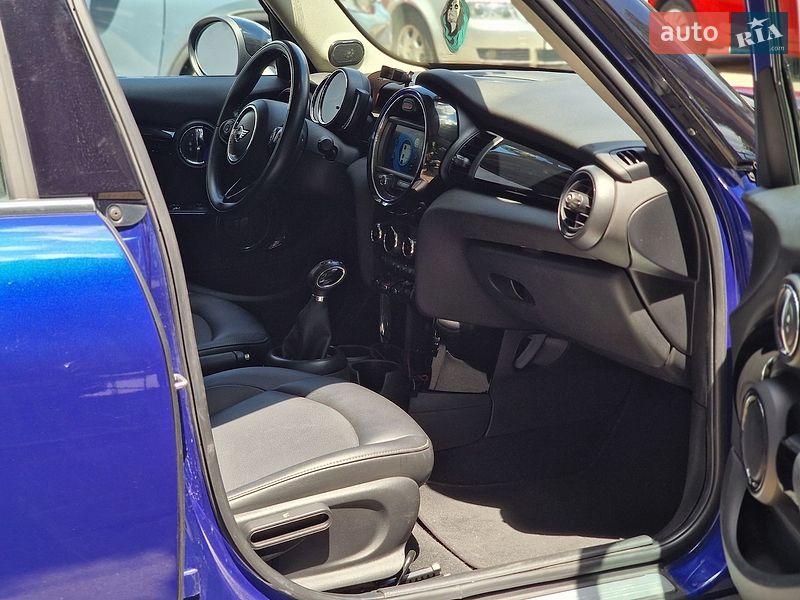 Хэтчбек MINI Cooper 2018 в Одессе