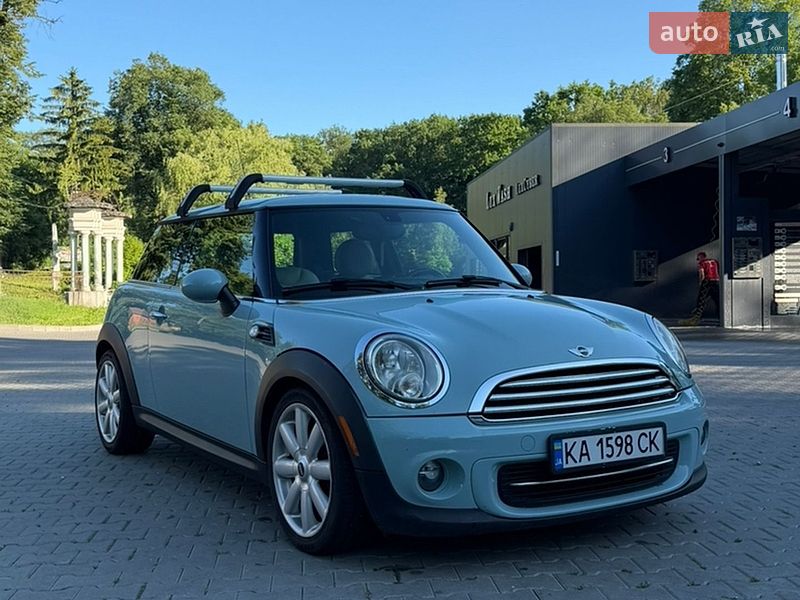 Хэтчбек MINI Cooper 2013 в Дрогобыче