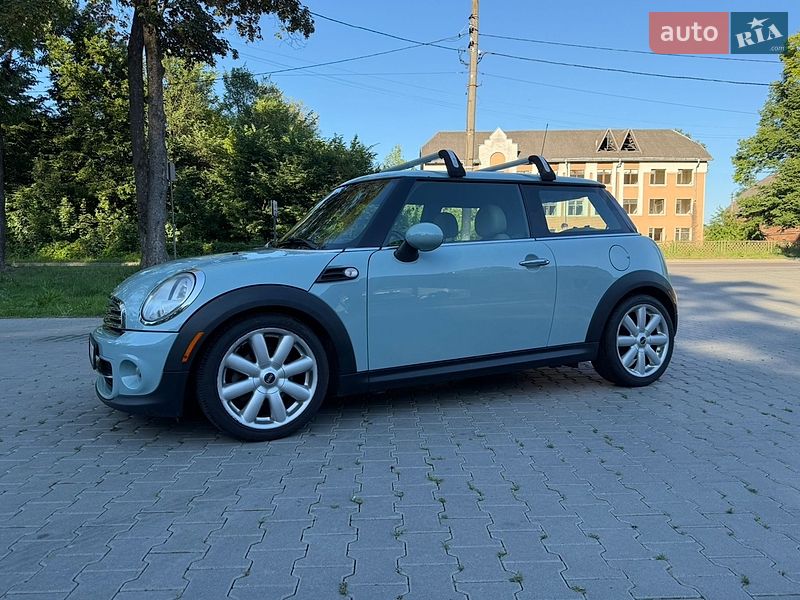 Хэтчбек MINI Cooper 2013 в Дрогобыче