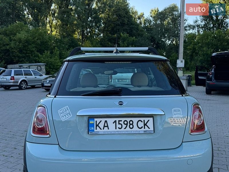 Хэтчбек MINI Cooper 2013 в Дрогобыче