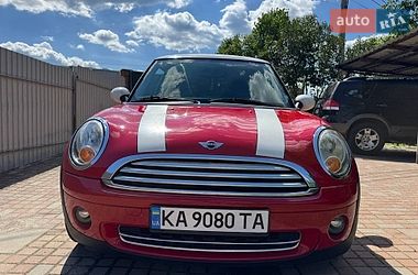 Хэтчбек MINI Cooper 2010 в Киеве