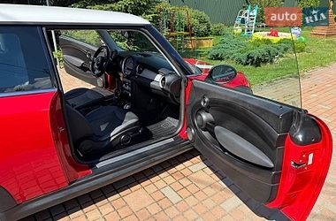 Хэтчбек MINI Cooper 2010 в Киеве