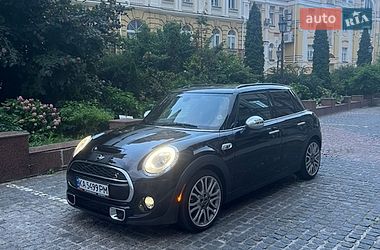 Хетчбек MINI Cooper 2015 в Києві
