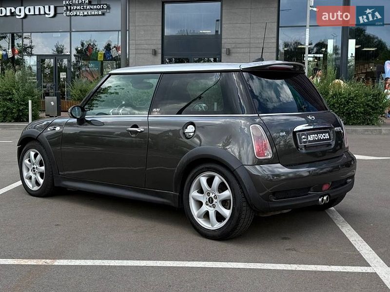 Хэтчбек MINI Cooper 2005 в Киеве