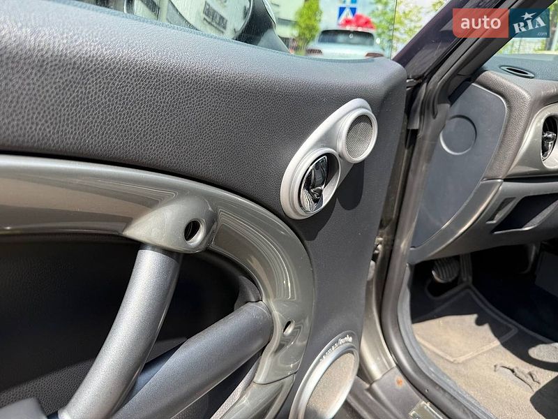 Хэтчбек MINI Cooper 2005 в Киеве