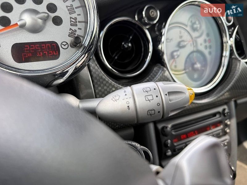 Хэтчбек MINI Cooper 2005 в Киеве