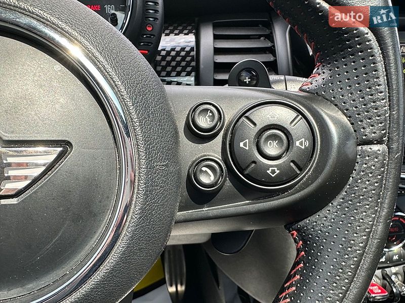 Хэтчбек MINI Cooper 2016 в Львове