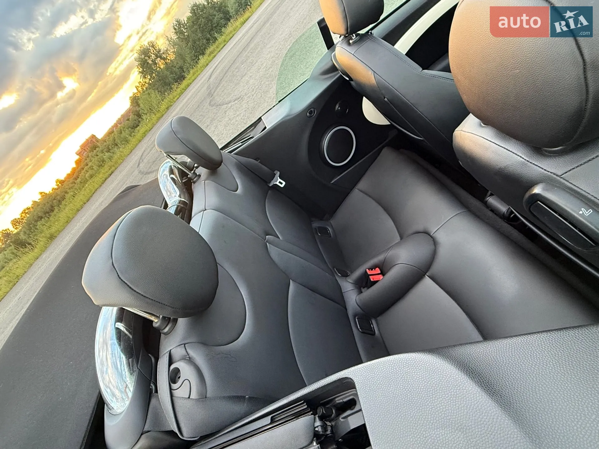 2015 MINI Cooper - мініатюра 44
