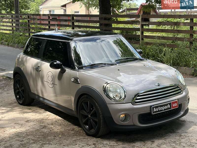 Хэтчбек MINI Cooper 2013 в Киеве фото 3 Хэтчбек MINI Cooper 2013 в Киеве