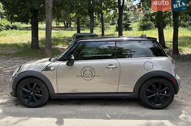 Хэтчбек MINI Cooper 2013 в Киеве фото 8 Хэтчбек MINI Cooper 2013 в Киеве