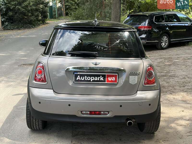 Хэтчбек MINI Cooper 2013 в Киеве фото 10 Хэтчбек MINI Cooper 2013 в Киеве