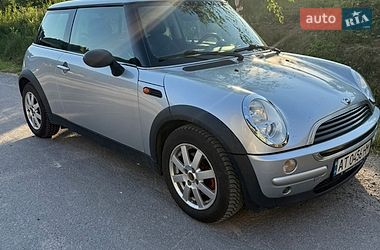 Хэтчбек MINI Cooper 2004 в Ивано-Франковске