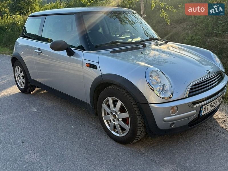 MINI Cooper 2004