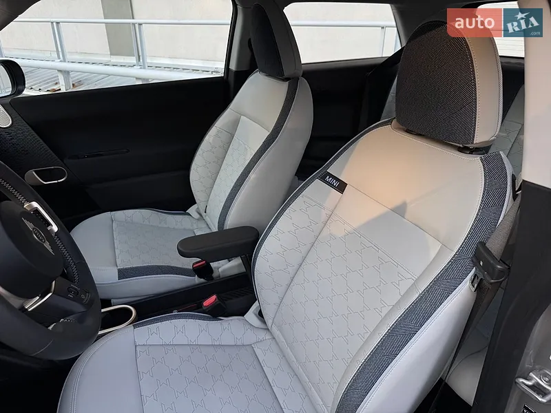 MINI Cooper 2024 VIN WMW11GC090TA65045 фото оголошення 57 з 76