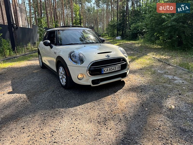 Хэтчбек MINI Cooper 2018 в Киеве