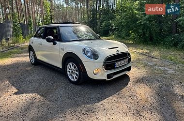 Хэтчбек MINI Cooper 2018 в Киеве