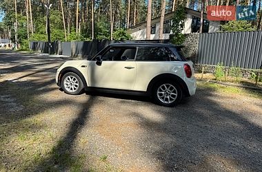 Хэтчбек MINI Cooper 2018 в Киеве