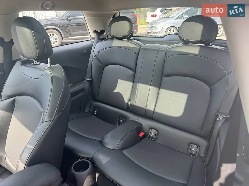 MINI Cooper 2015 VIN WMWXP7C50G3B33618 фото оголошення 27 з 58
