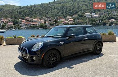 Хэтчбек MINI Cooper 2019 в Киеве