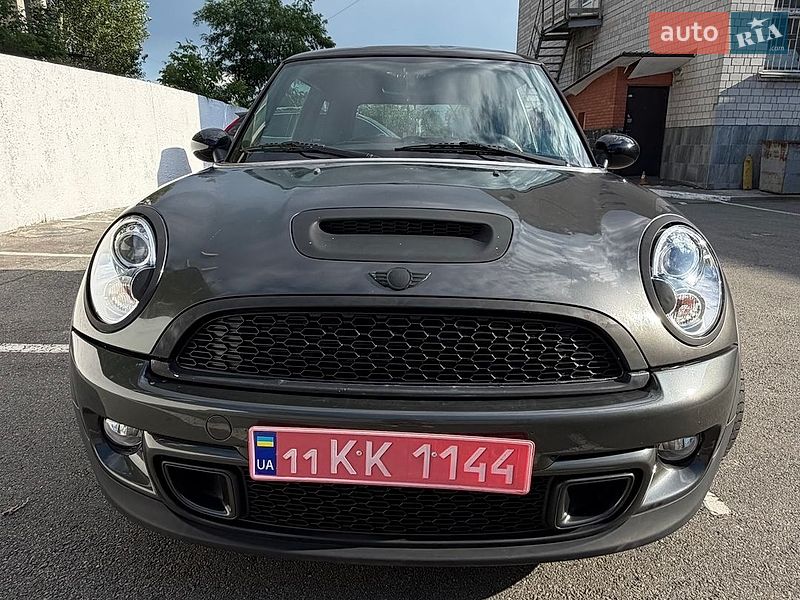 Хэтчбек MINI Cooper 2010 в Киеве