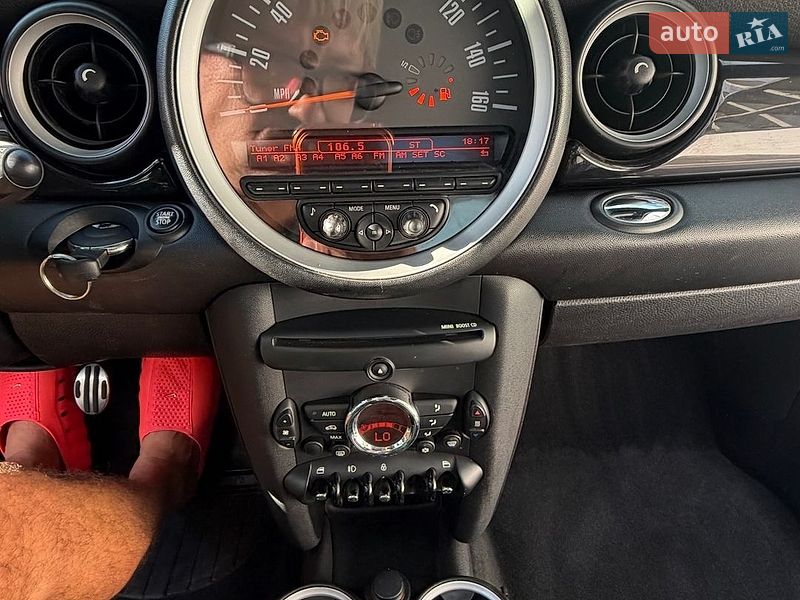 Хэтчбек MINI Cooper 2010 в Киеве
