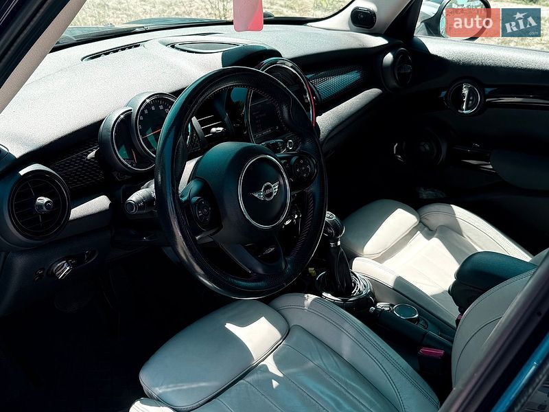 Хетчбек MINI Cooper 2015 в Києві