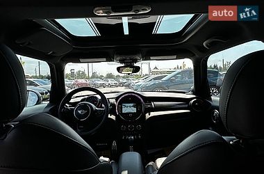 Хэтчбек MINI Cooper 2017 в Ивано-Франковске фото 13 Хэтчбек MINI Cooper 2017 в Ивано-Франковске