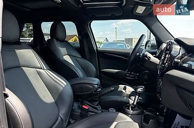 Хэтчбек MINI Cooper 2017 в Ивано-Франковске фото 26 Хэтчбек MINI Cooper 2017 в Ивано-Франковске