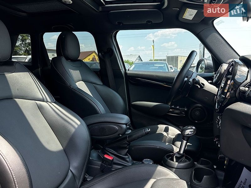 Хэтчбек MINI Cooper 2017 в Ивано-Франковске фото 26 Хэтчбек MINI Cooper 2017 в Ивано-Франковске